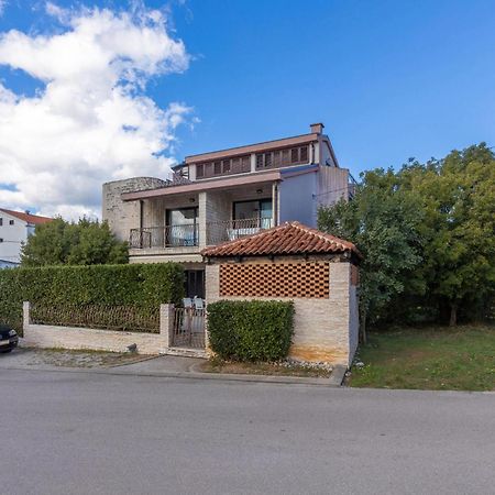 Nice Apartment In Jadranovo With Kitchen Exterior foto